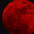 週末の真っ赤な満月