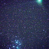 プレアデス星団に接近するマックホルツ彗星