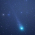 華麗な尾を引くルーリン彗星
