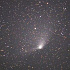 ねじれ扇型の尾を引くパンスターズ彗星
