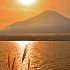 山中湖畔の秋富士
