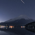 冬富士に沈むデネブカイトスと夜間飛行